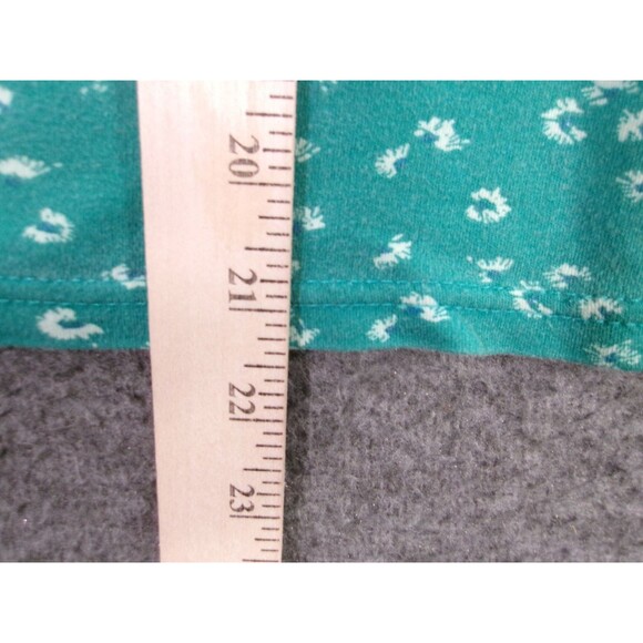 Basic Editions Top Women Medium Green Ditzy Floral Turtleneck Capsule Office Day - Picture 5 of 11